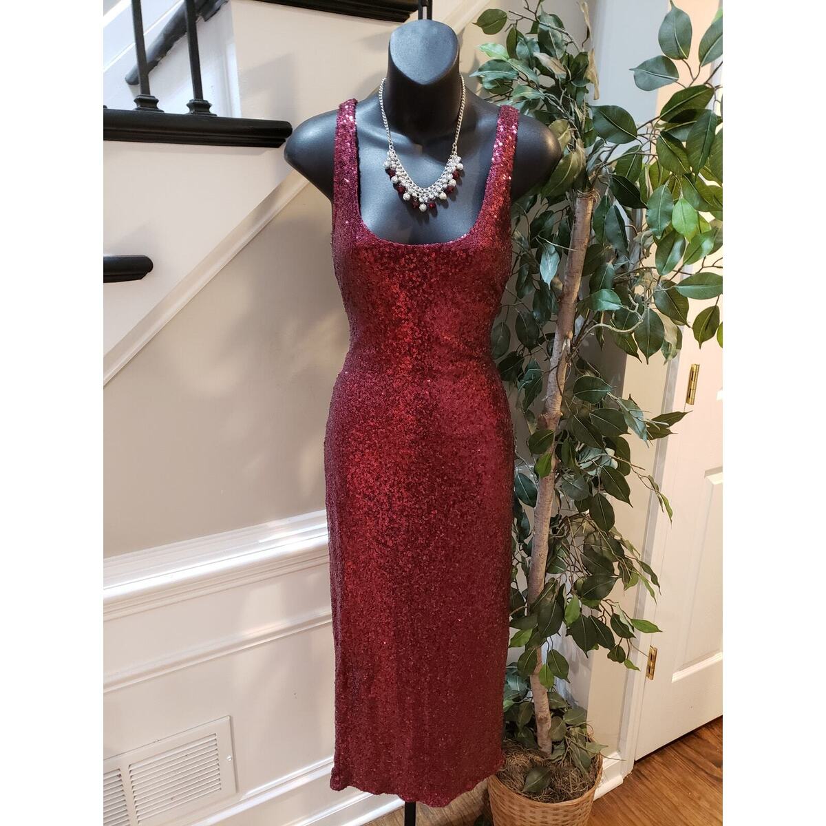 Fashion Hanging Neck Sleeveless Pearl Nail Bodycon Dress Fashion Hanging Neck Sleeveless Pearl Nail Bodycon Dress
