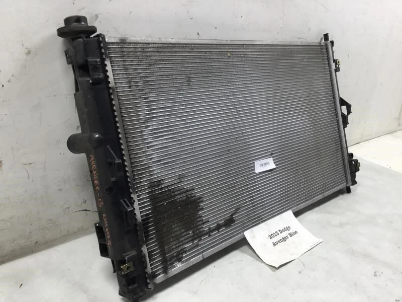 Dodge Avenger 2013 radiador Foto 3 de 4