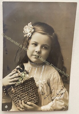 Postcard old motif children child around 1930 girl