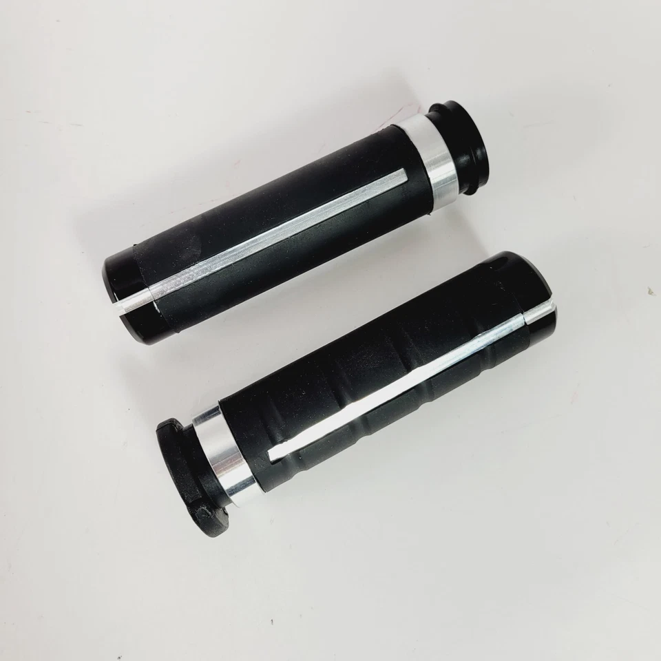 Harley-Davidson Black Stylized Voltaic" Hand Grips Kit 56100330 - Image 2 of 4