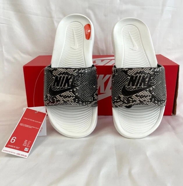 Sandali donna NIKE VICTORI nuovi taglia:6. Sabbia del deserto nero bianco vomice.CN9676.