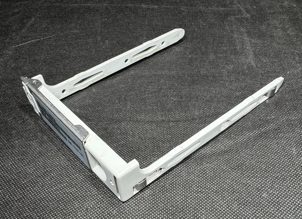 Sun 540-6562 1-Inch SPUD Bracket HDD Bracket (Light Grey) Ultra 25 / Ultra 45 - Image 3 of 4