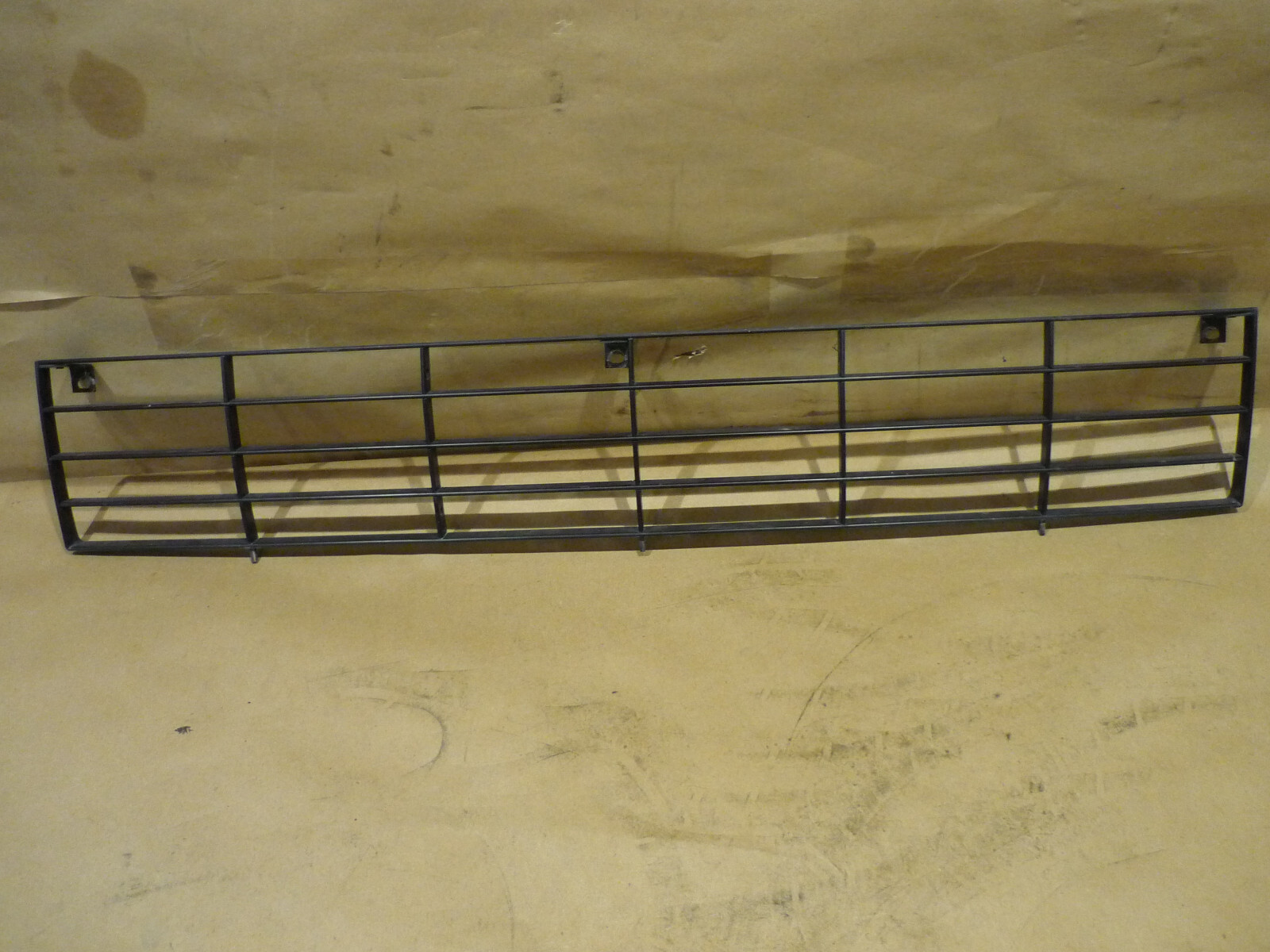 Ferrari Testarossa - Front Grille  - P/N 61488200
