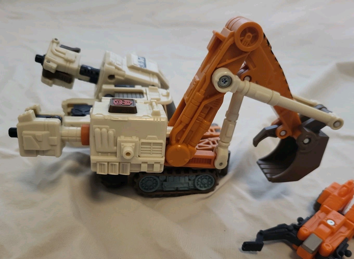 Vintage Transformers Armada Supercon Hoist with Refute Minicon Complete ...