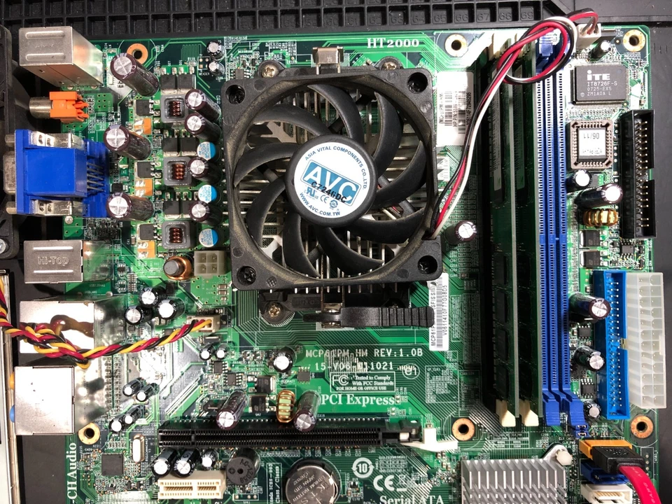 HP Motherboard MC61PM-HM 1.0B 5189-0929 + CPU, RAM, IO Shield, Fan, Cables USED - Image 4 of 4