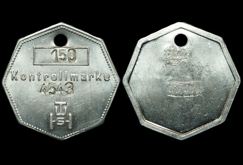 WERKZEUGMARKE: Einseitige Alu-Kontrollmarke. VEB TRAKTORENWERK SCHÖNEBECK.