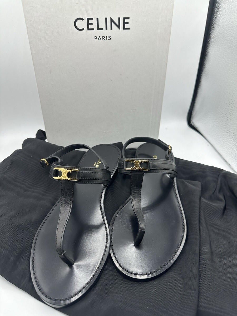 【CELINE】TRIOMPHE SANDALS●359845164C38NO CELINE Triomphe Metal Logo Thong Flat Mule Slide Sandals 38