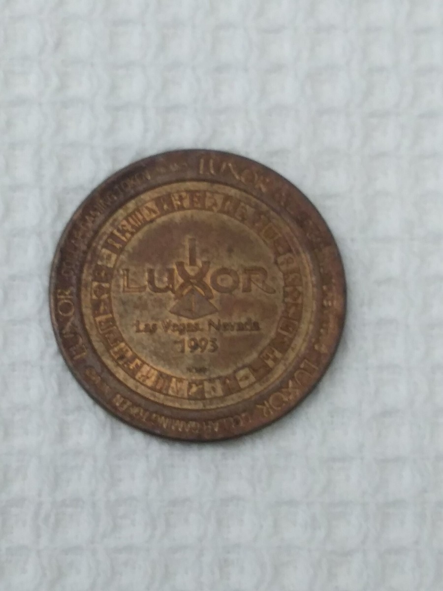 LUXOR HOTEL CASINO $1 ONE DOLLAR GAMING COIN/TOKEN - Las Vegas, NV