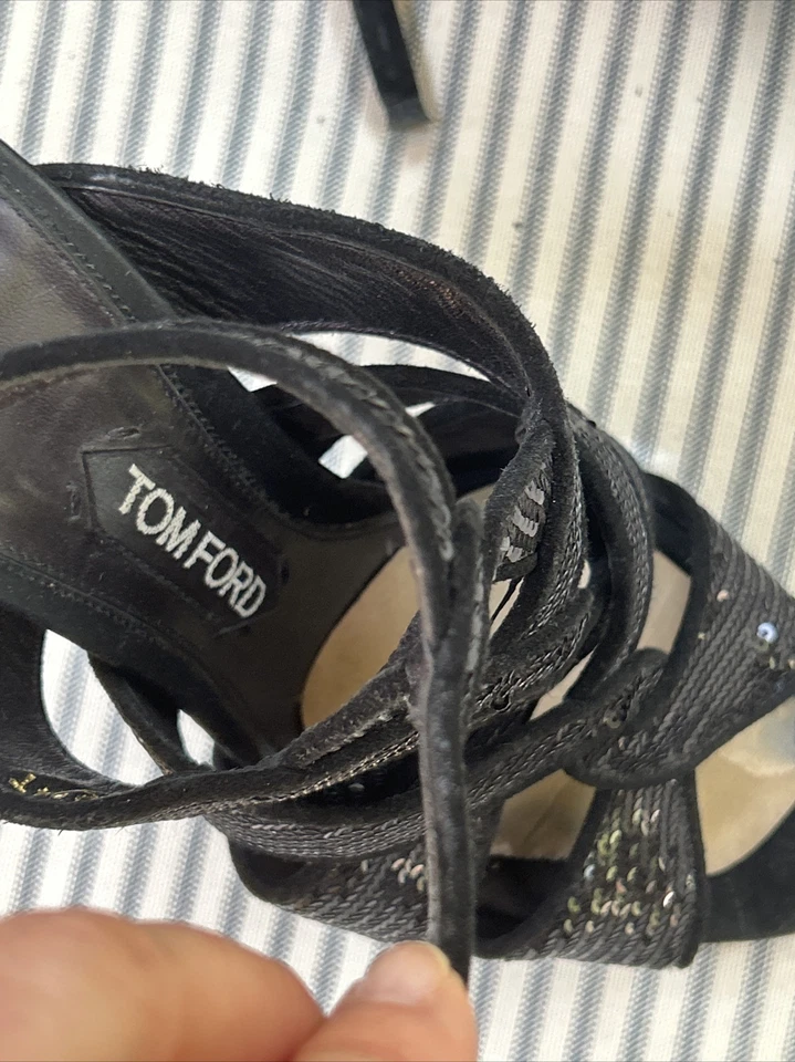 Sandalias de tacón Tom Ford de gamuza negra talla 40,5 Foto 2 de 4