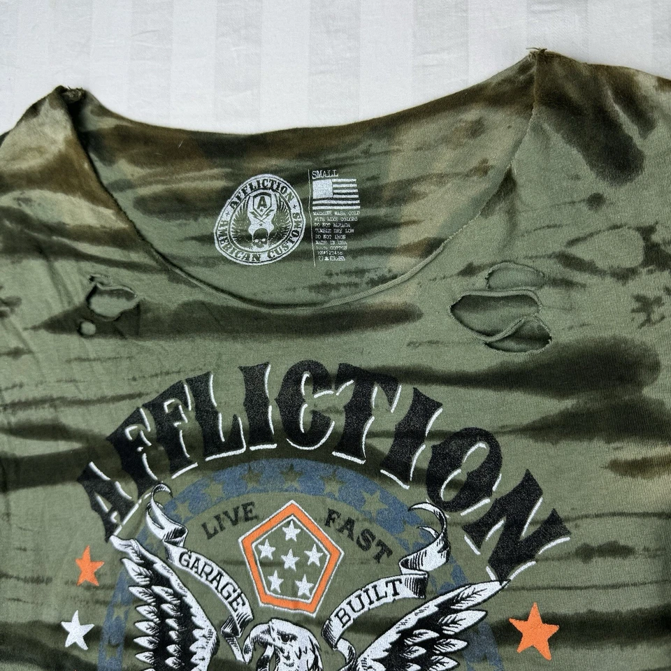 Camiseta Affliction Mujer Pequeña Punk Grunge Thrash Militar Rayas Destruida Foto 4 de 4