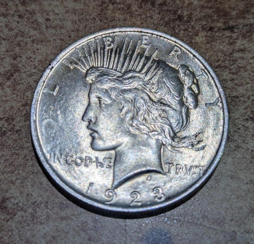 Picture 1 of 9