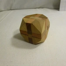 3D Mini Wood puzzle Cube shape brain twister - Excellent Condition - Complete