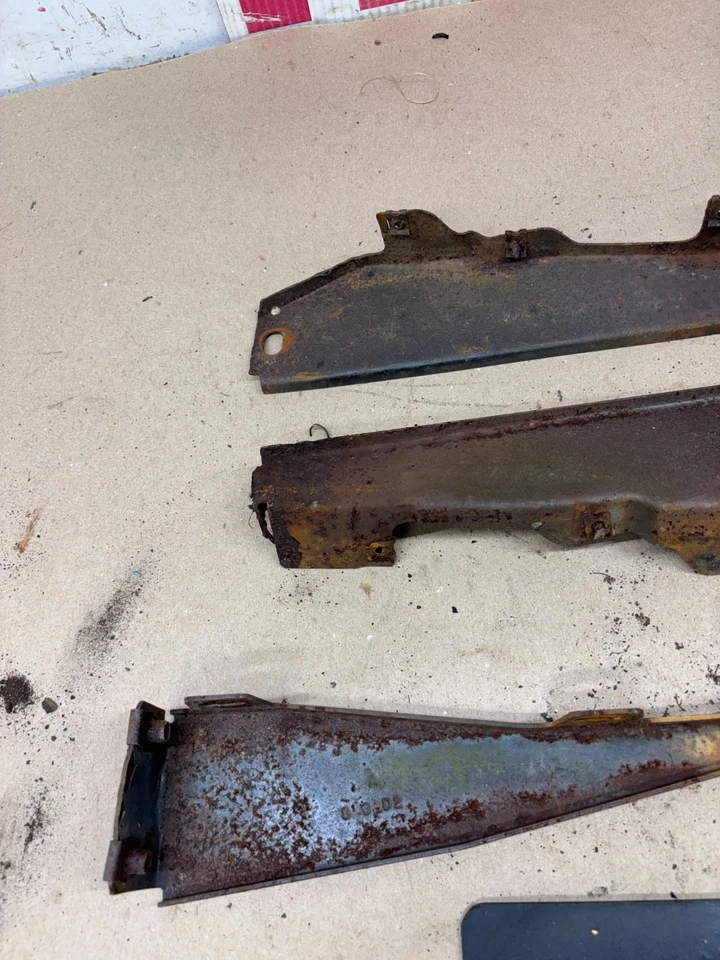 1966 66 1965 65 福特 GALAXIE LTD GALAXY GRILLE MOUNT 支持支架 OE — 第 2/4 张图片