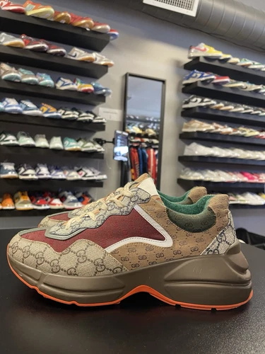 Taille 9,5G/10US Baskets Gucci GG Rhyton rouge brique 100% authentiques envoi rapide