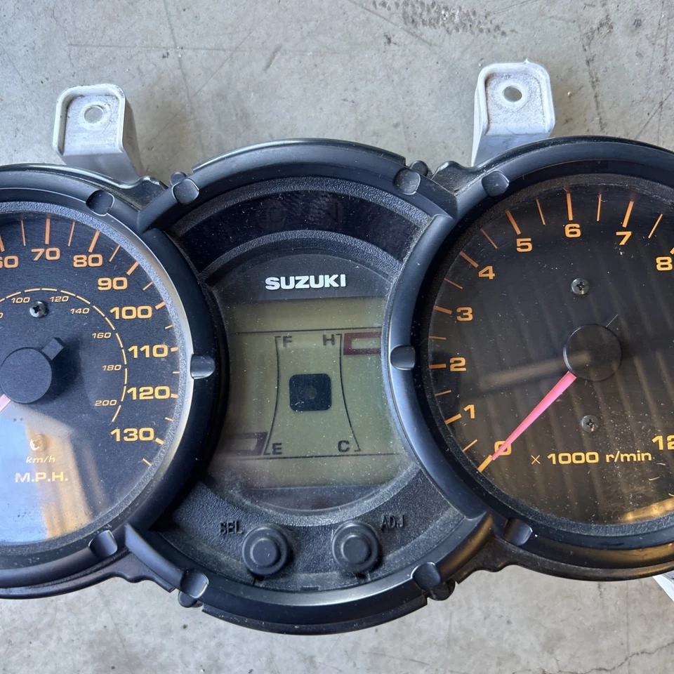 Cuadro de instrumentos medidor velocímetro Suzuki VSTROM 650 DL650 2004-2006 Foto 3 de 4