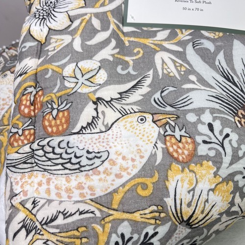 William Morris & Co Strawberry Thief Throw Blanket Cotton Gauze Fleece Grey NWT - Picture 3 of 7