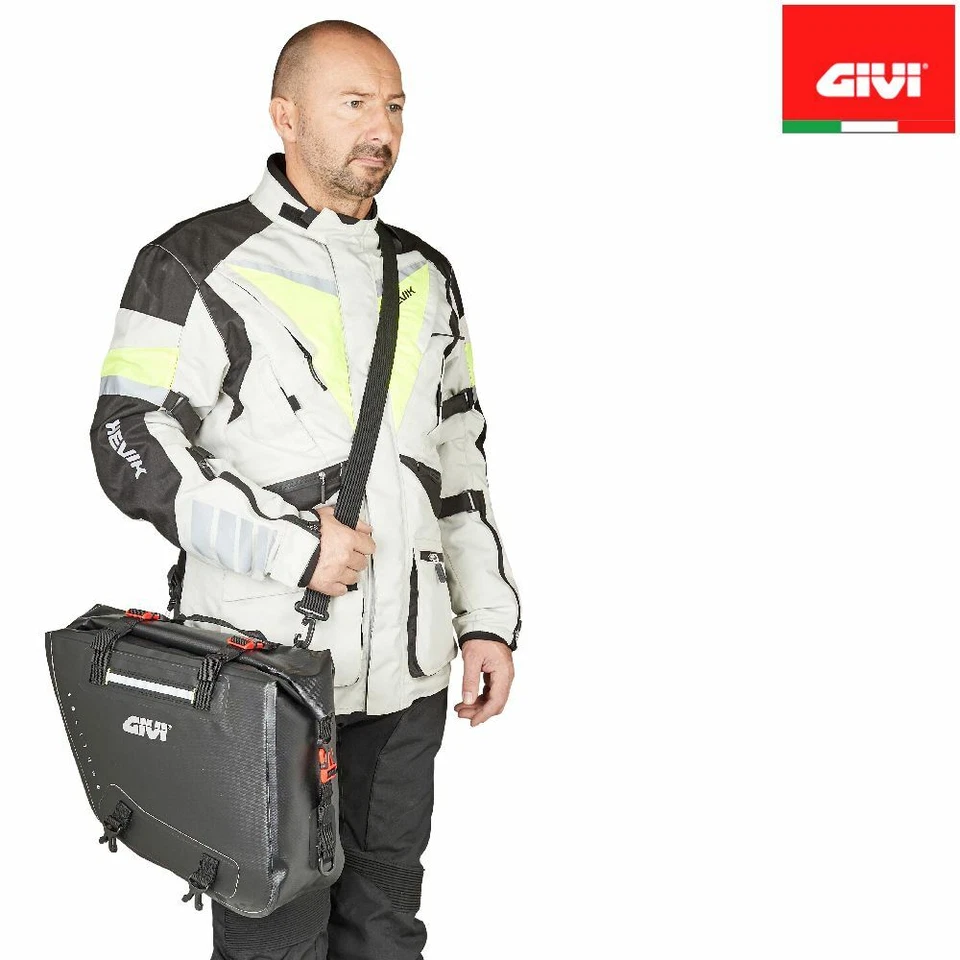 BORSE LATERALI 15L GIVI GRT718 WATERPROOF PER KTM 350 Freeride 2013-2017 Foto 4 de 4