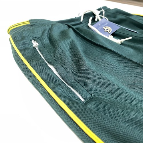 FM2204 2019 Adidas Originals Green Track Pants Size L sold out new with tags - Picture 6 of 8