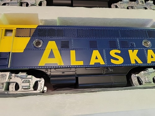 MTH MT-2128L Alaska EMD F-3 AA Diesel Set NIB - Picture 4 of 10