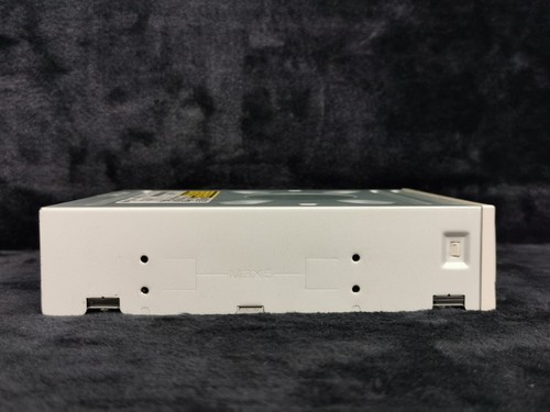 White LG Super Multi DVD Rewriter GH20NS10 Tested - Afbeelding 6 van 8