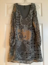 Peppermint Boutique Brand Women’s Long Tunic with Long Open Sleeves Size Small