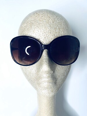 Oversized Oscar De La Renta Round Tortoise Sunglass W Gold  display picture 1
