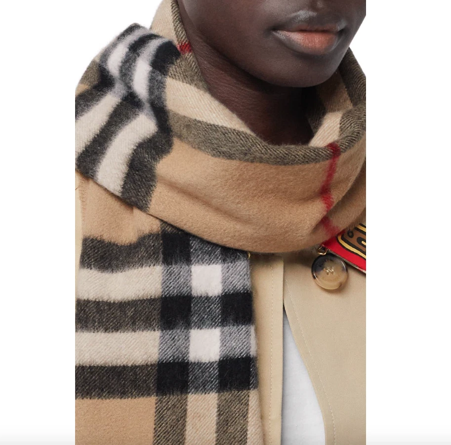 Burberry Giant check cashmere scarf