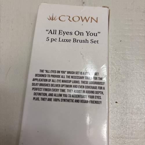 NIB Crown All Eyes On You 5pc Eye Brushes Set LOOK!! - Picture 9 of 11