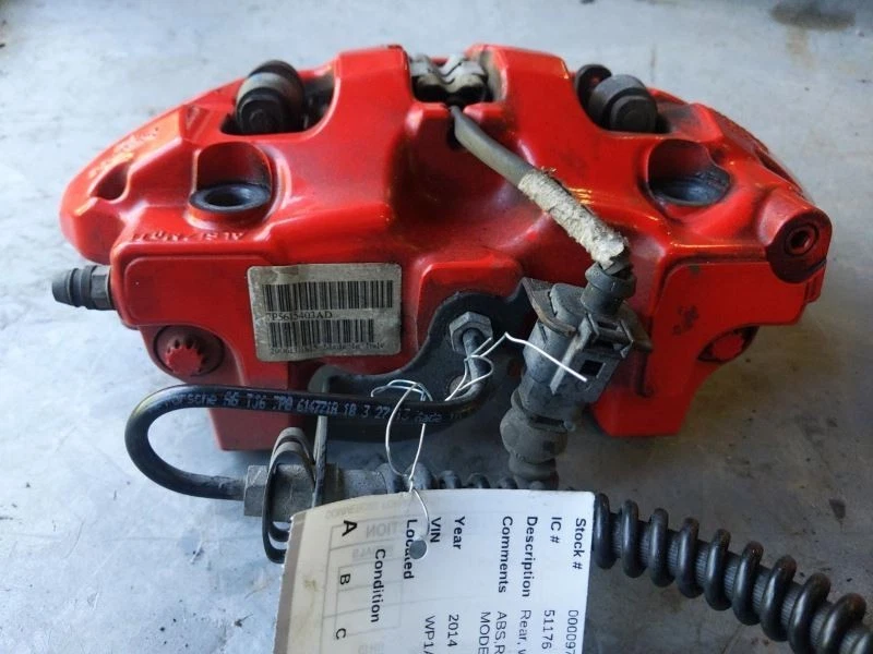 Pinça de driver traseira GTS pintada de vermelho compatível com 11-18 PORSCHE CAYENNE 757510 - Imagem 3 de 4