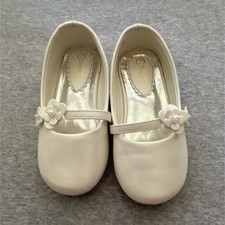 Dream Pairs Girls Ivory Mary Jane Flats Round Toe Slip-On Flower Accent 7