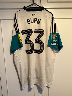 Newcastle United 2024-2025 Carabao Cup Away Football Shirt Burn XXL /61254