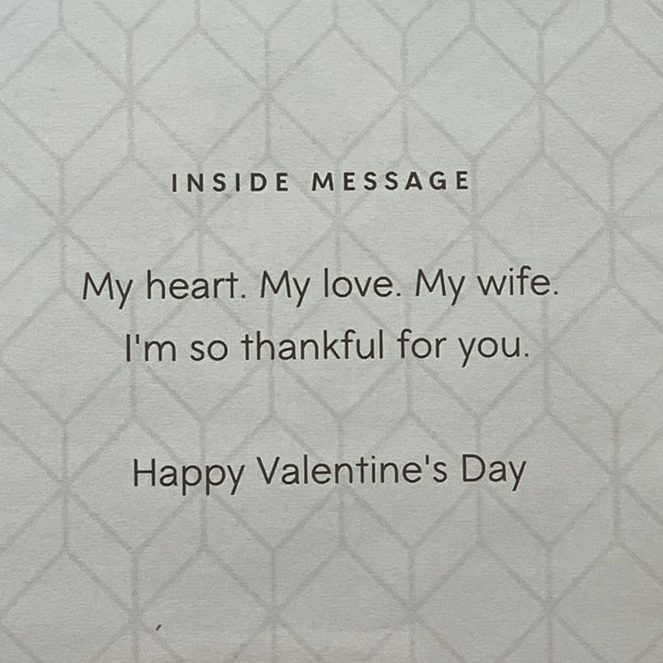 Hallmark Signature Valentine’s Day 3D Card / Env. / Flower Bouquet Love / Wife - Image 3 of 4