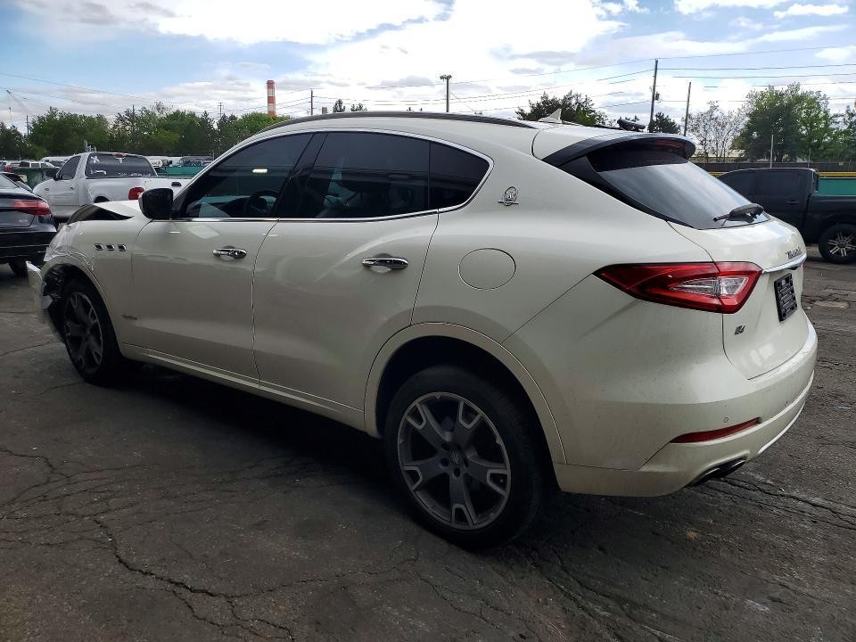 Maserati Levante 2018 Air box top