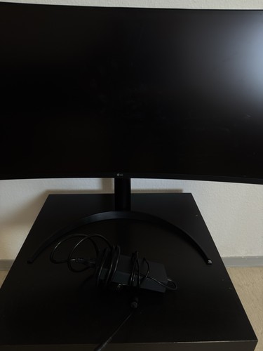Moniteur incurvé LG UltraWide 34WR55QC-B 34 pouces (86,42 cm) - Photo 2/5