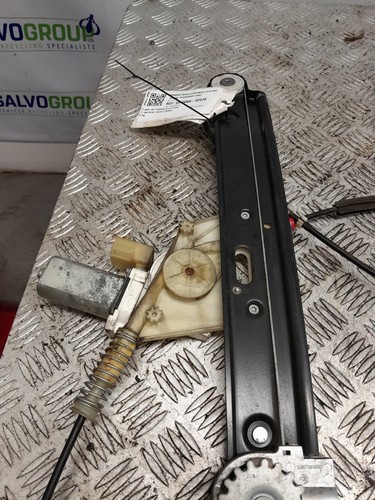 BMW 1 SERIES WINDOW REGULATOR/MECH ELECTRIC (FRONT PASSENGER SIDE) 2 DR 07-13 - Picture 11 of 17