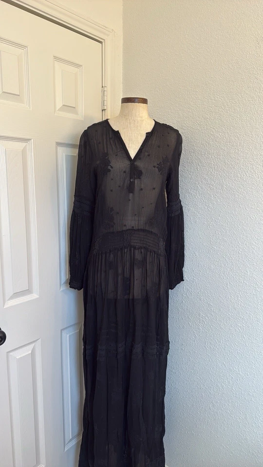 Maxi Vestido ByTimo Encaje Transparente En Niveles Talla Xs Usado Completamente Transparente Foto 2 de 4