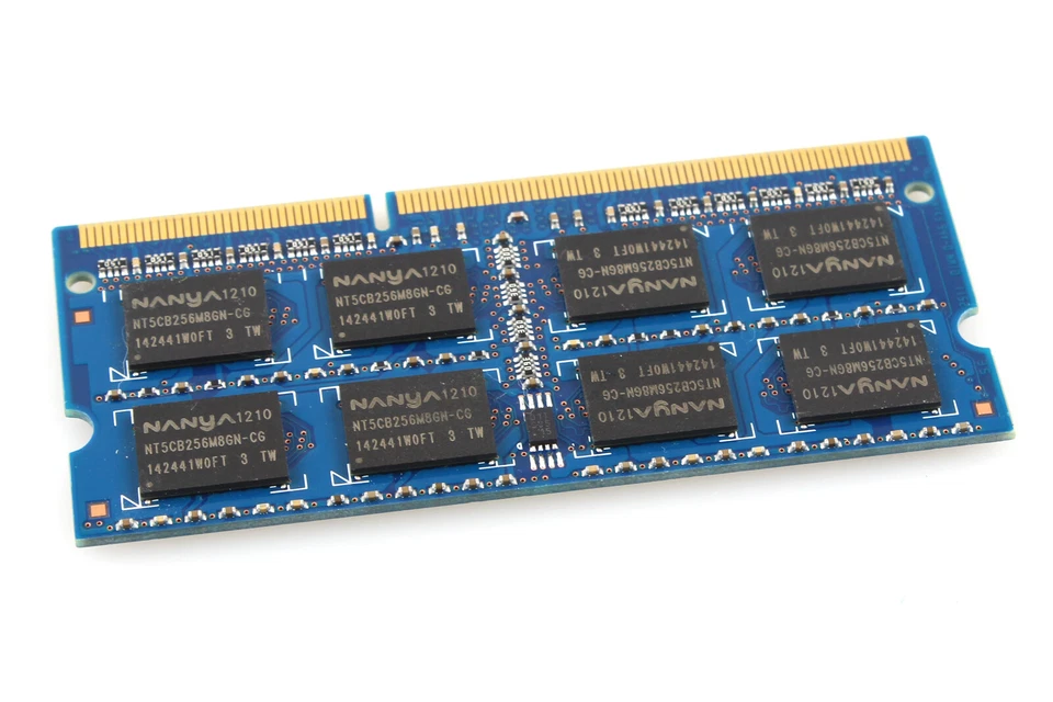 Nanya 4GB 2RX8 PC3-10600S DDR3 1333Mhz Low Density SODIMM RAM Laptop Memory ^TT - Image 4 of 4