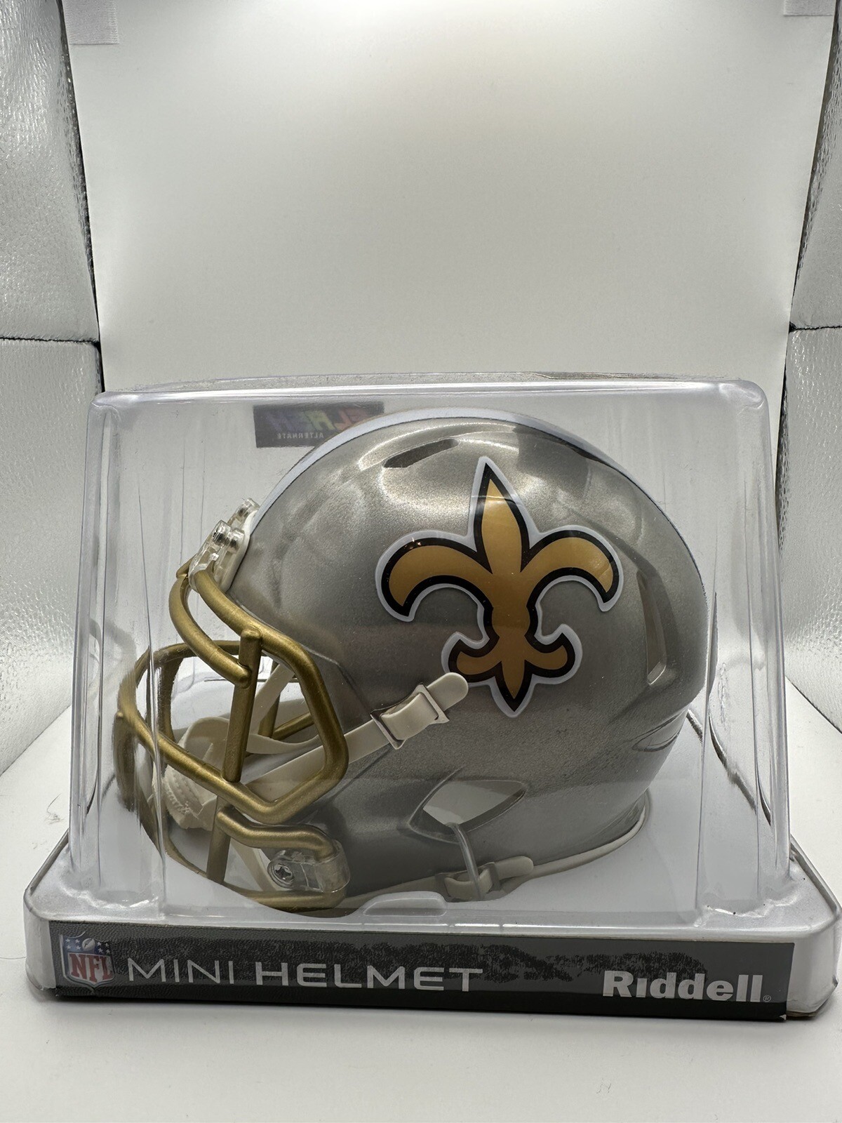 Picture 2 of 4