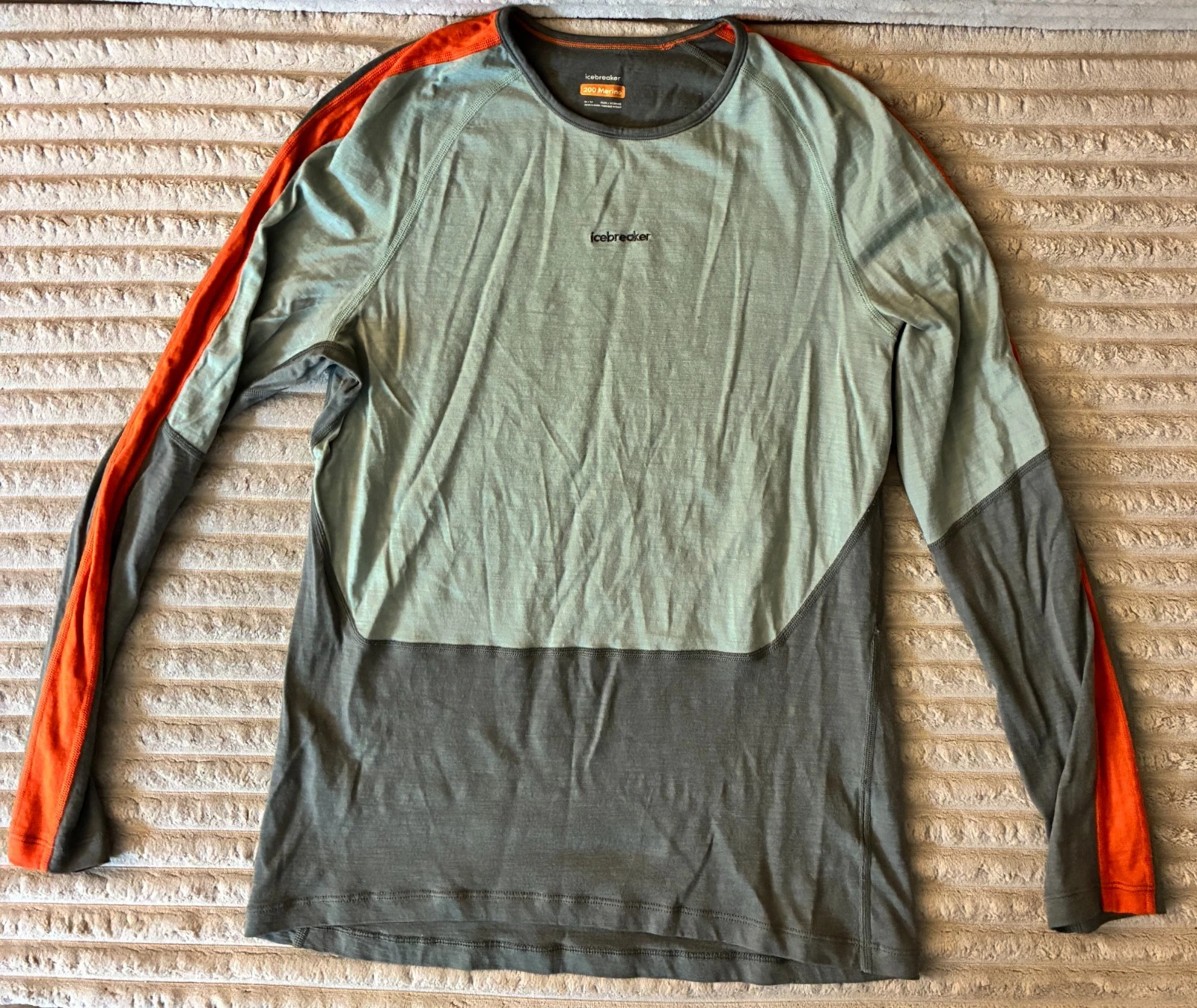 Icebreaker Merino 200 Sonebula Long Sleeve Thermal Top Size M