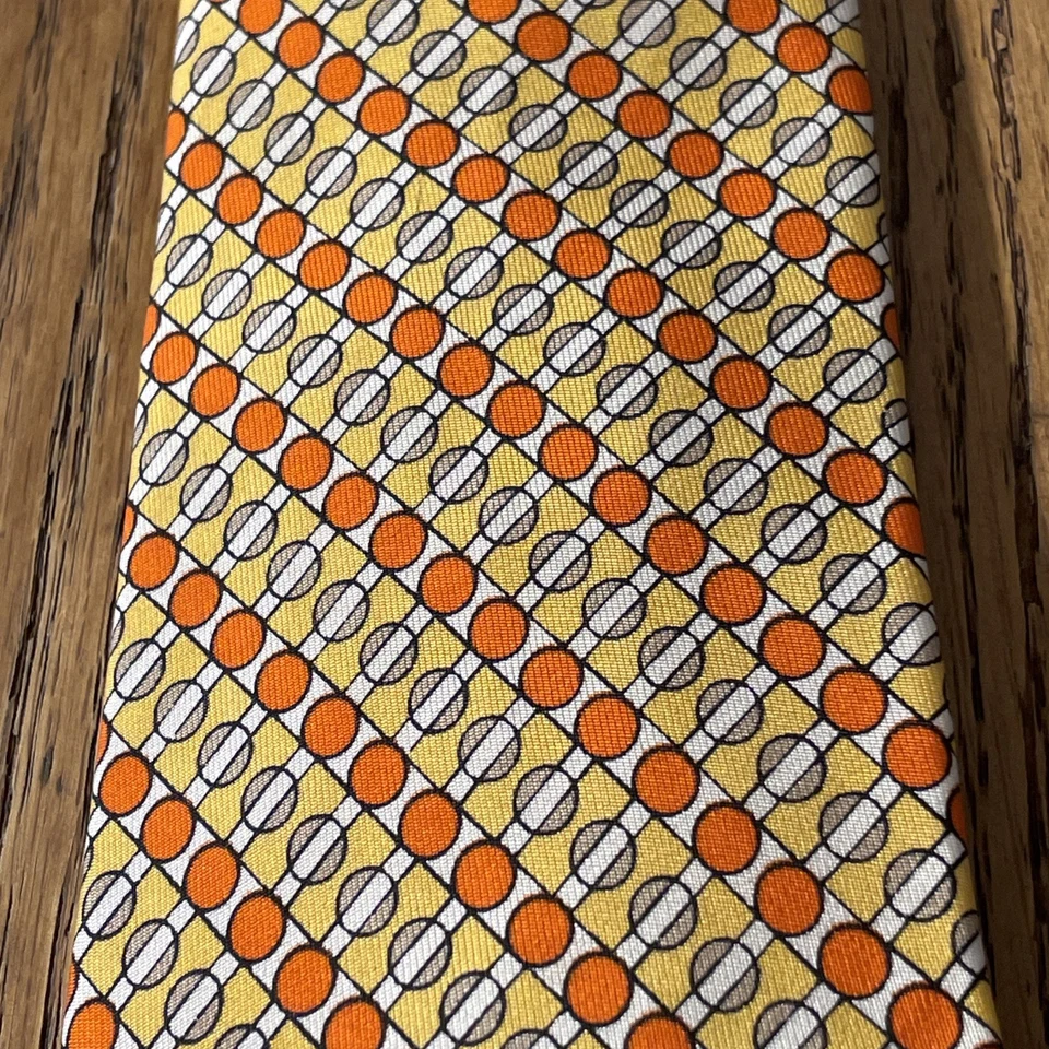 Gravata de seda vintage em excelente estado usado Emilio Pucci geométrica pop art feita na Itália - Imagem 4 de 4