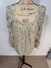 Max Studio peasant Top Scoop Neck Ruffled Long Sleeve Yellow Flowers Large