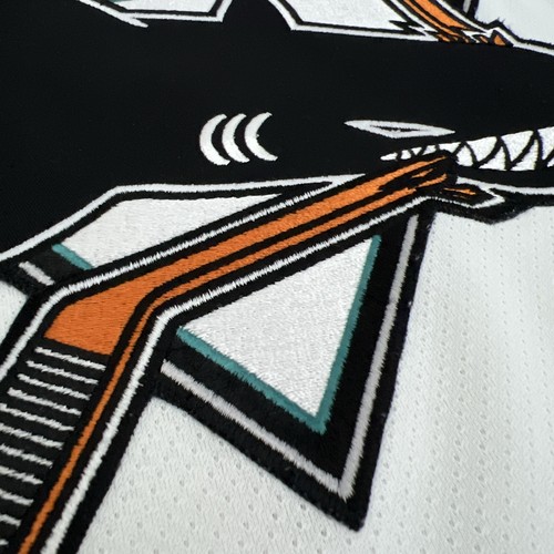 San Jose Sharks Men’s 44 CCM 1991-92 White Sweater Jersey Vintage NHL Center Ice - Picture 12 of 13