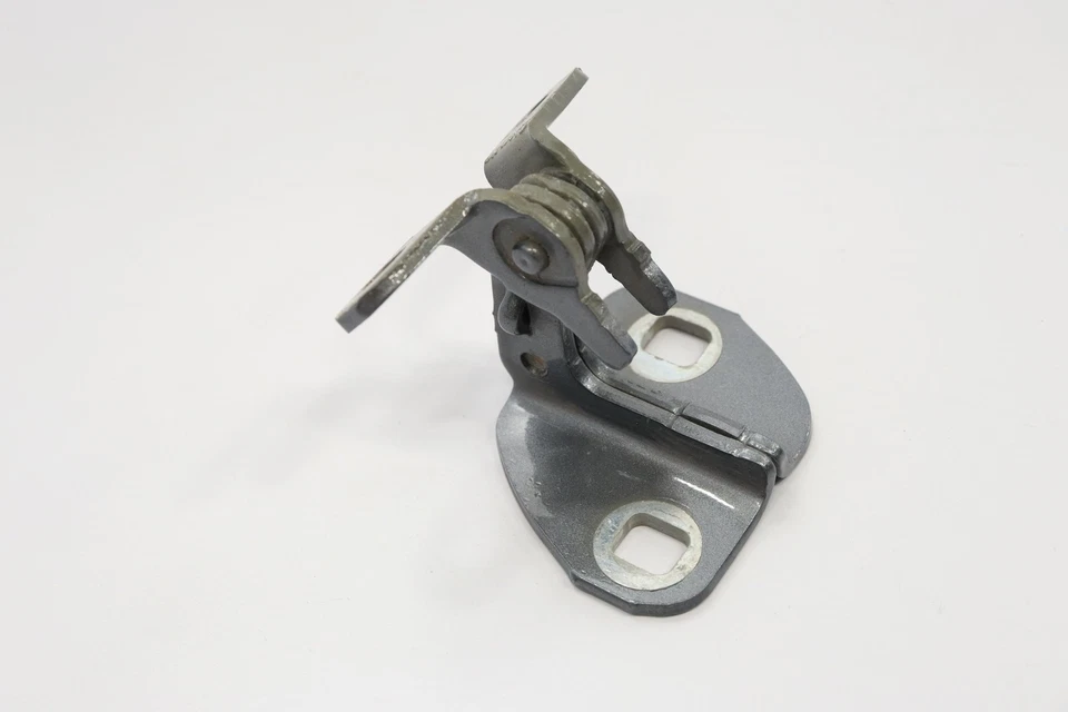 2020 - 2025 CADILLAC XT6 REAR LEFT SIDE DOOR HINGE UPPER & LOWER OEM GRAY_G9K - Image 3 of 4