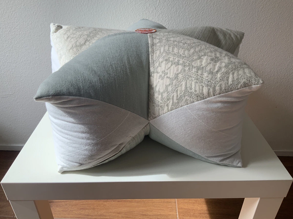 Buckwheat top floor pillow
