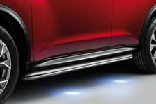 Neu Original Nissan Juke F15 14> Beleuchtet Seite Stufen Styling Stangen