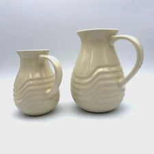 Le Gourmet Chef Stoneware Pitchers Two Beige Wave Design 16 oz and 10 oz