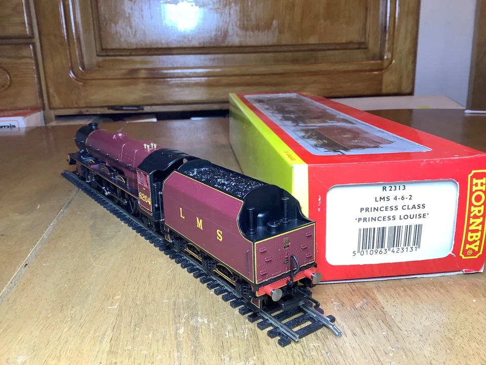 Hornby R2313 LMS 4-6-2 Princess Royal Class Loco 6204 Princess Louise - Image 4 of 4