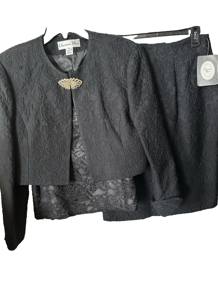 NUEVO CON ETIQUETAS DE COLECCIÓN 3 PIEZAS Christian Dior Falda Traje Chaqueta Concha Negra Talla 10 Cierre de estrás Foto 3 de 4