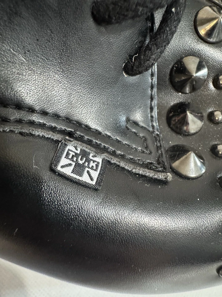 Zapatos con cordones T.U.K Talla W6 M4 negros con tachuelas plataforma Creepers Punk Grunge Foto 3 de 4