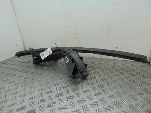 Par de soportes de parachoques trasero central Volkswagen Touran MK1 2007-2016R - Imagen 5 de 7
